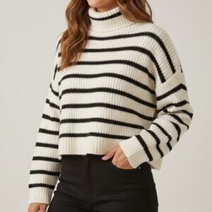The Workshop Cream Striped Drop Sleeve Turtle Neck Sweater Women's Size S